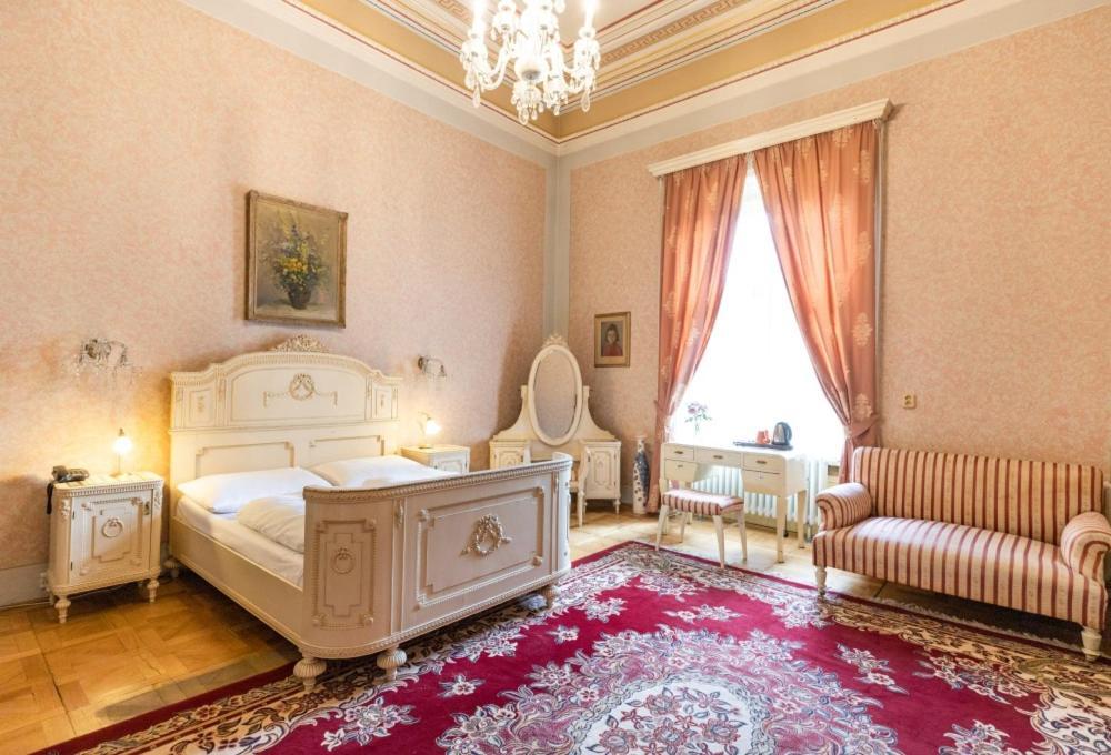 Lanna Hotell Prag